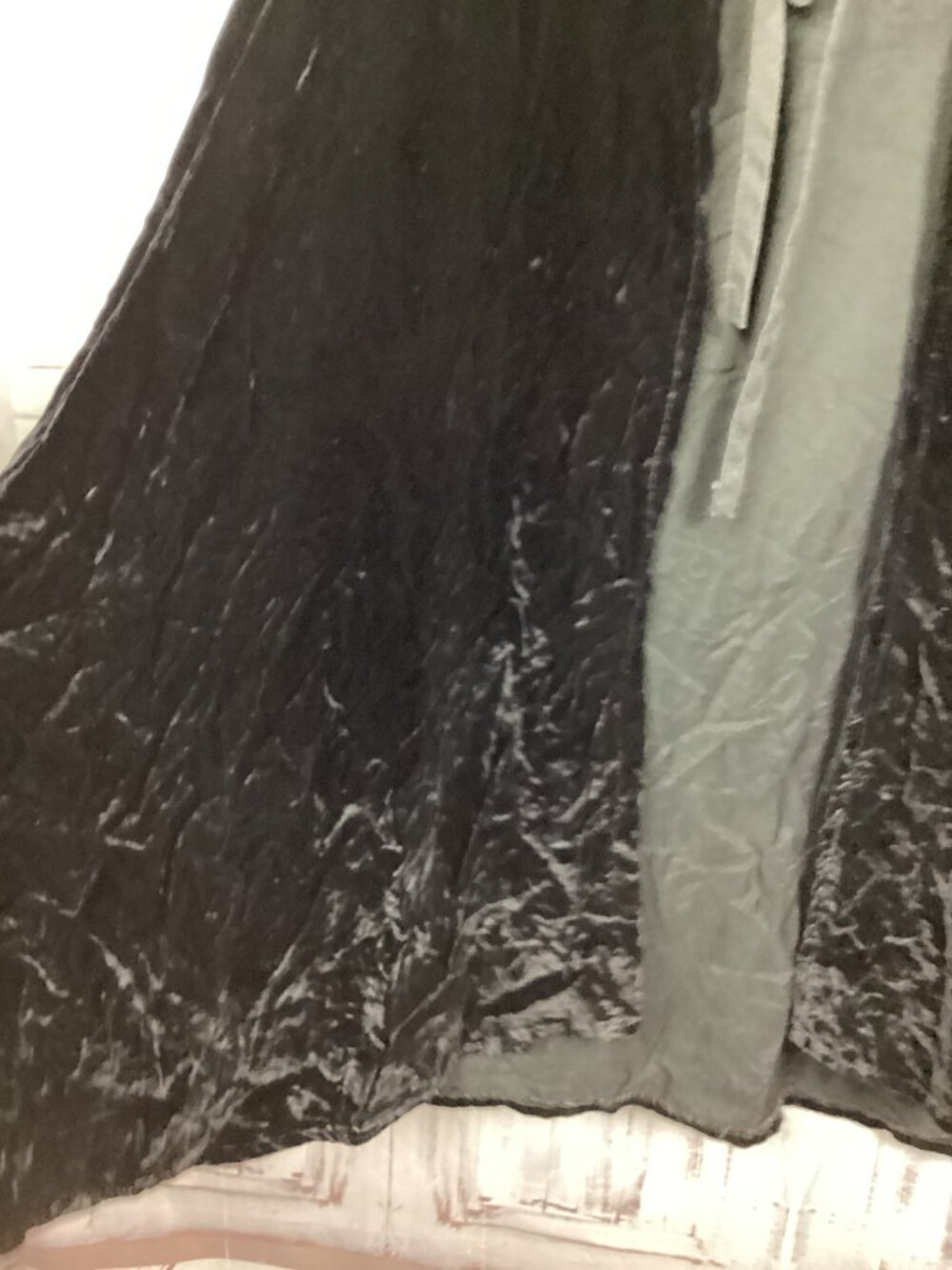 Black Crushed Velvet Cape Short Vintage Costume O/S - Picture 5 of 9